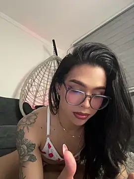 Samantha Bernardo online show from June 7, 4:09 am
