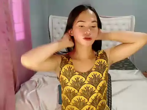 Seductive Lena online show from January 11, 5:25 am