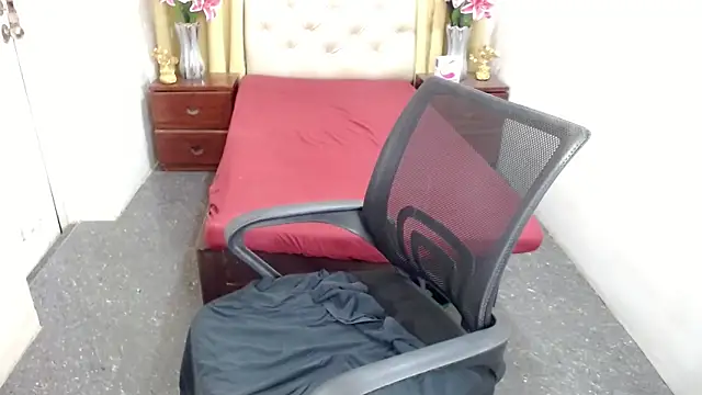 xSexynineDollx online show from March 2, 5:41 pm