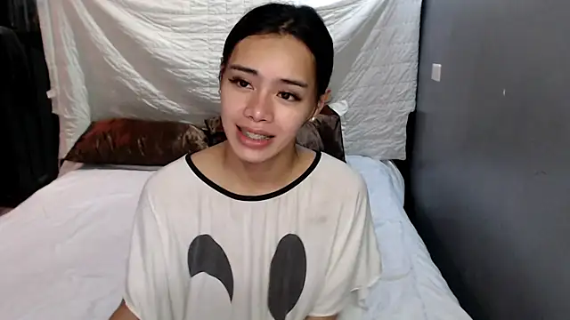 shecutie69 online show from September 29, 9:25 pm