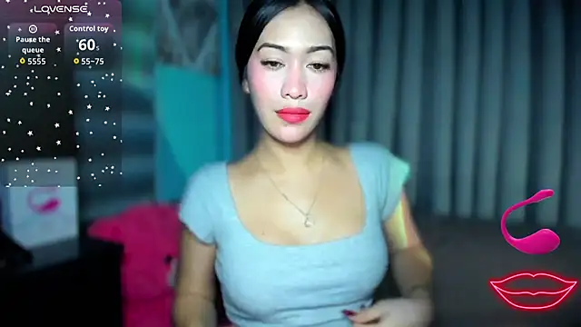 Jasmine Elcock online show from January 10, 1:17 pm