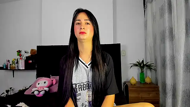 AndreaStivens online show from December 19, 10:31 am