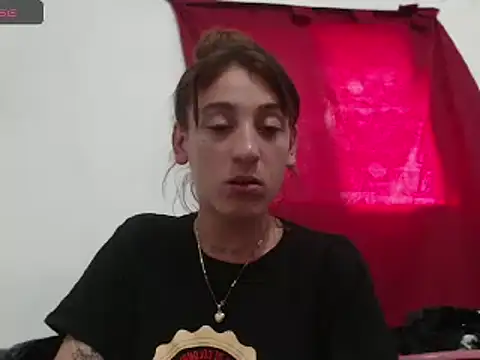 Snapshot of andreahhill chatting on October 7, 5:14 pm andreahhill online show from October 7, 5:14 pm