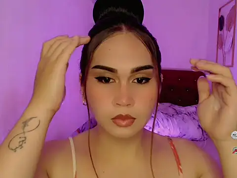 Snapshot of AlodiaOfCums chatting on October 30, 2:05 pm AlodiaOfCums online show from October 30, 2:05 pm