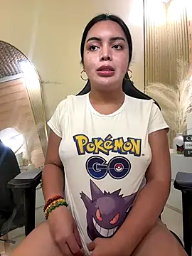 HotstuffCherrySummer online show from November 14, 9:50 am