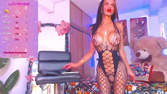 Hotgiirl 1 online show from December 18, 9:42 pm