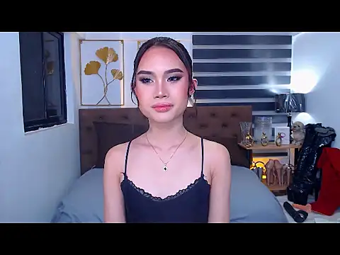 MeatyhorsecockMistress online show from March 22, 6:45 pm