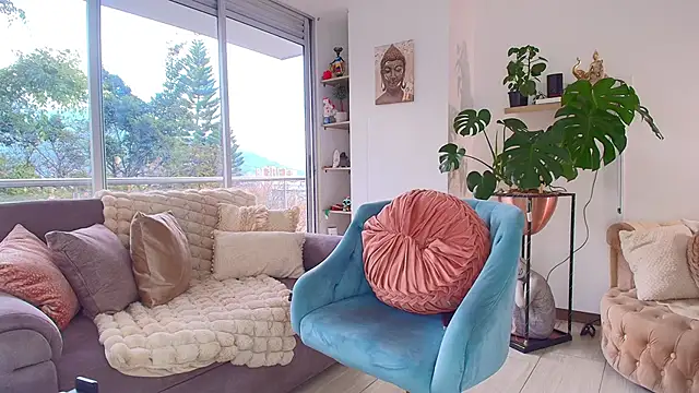 divavirtual11 online show from March 16, 6:07 pm