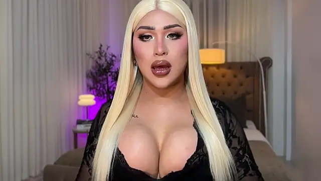 Your Majesty Tyra online show from October 1, 4:46 am