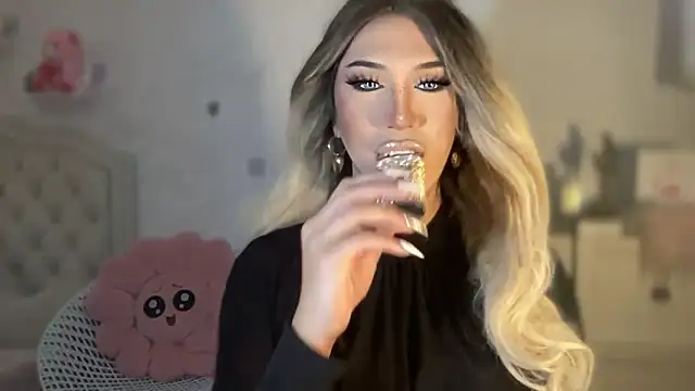 Ts glamxxxx online show from September 8, 11:47 pm