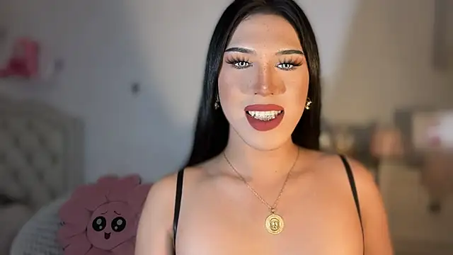 Ts glamxxxx online show from October 8, 12:01 am