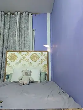 lady kim boner online show from April 9, 10:05 pm