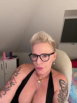 German Milf online show from November 5, 2:50 pm