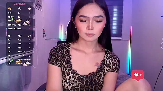 Itsme claire online show from November 17, 3:39 am