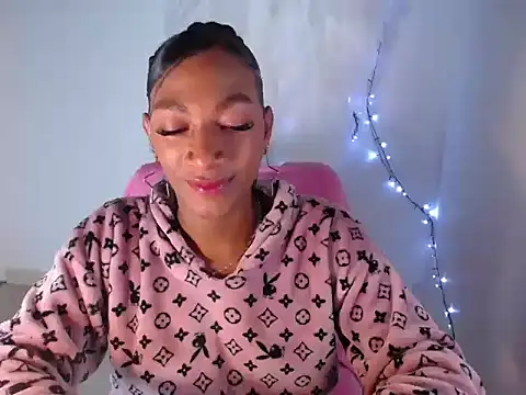 samy doll online show from April 26, 6:17 pm