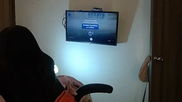 gooddes303salome online show from January 31, 7:11 pm