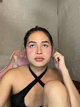 Ashely Lewis online show from March 28, 6:10 pm