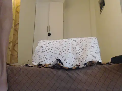 Cum with trisha online show from September 28, 7:40 am