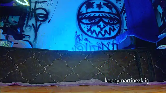 Kenny starrK online show from March 15, 3:42 am