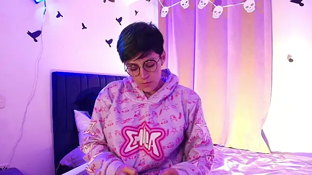 9 Fernanda 9 online show from October 21, 10:06 am